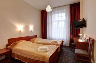 Отель Hotel Lothus Вроцлав Двухместный номер с 2 отдельными кроватями-6